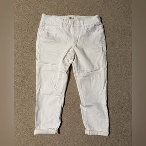 White Capris Jeans